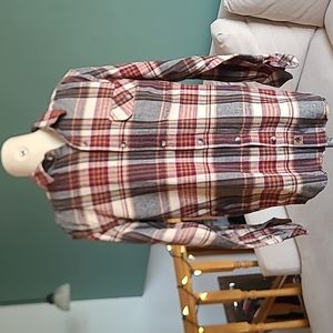 Legendary Whitetails Buckcamp Flannel red, cream brown plaid shirt, size Medium